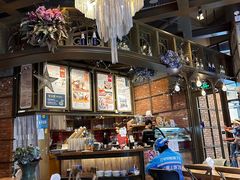 -玛格萝妮(汇智国际商业中心店)