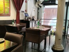 -LESCEDARS Brasserie Bistro香柏树