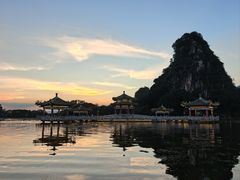 -星湖旅游景区七星岩