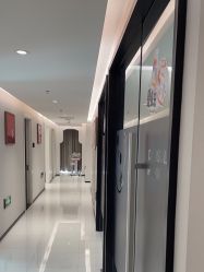 -咪咪比基尼脱毛专业店
