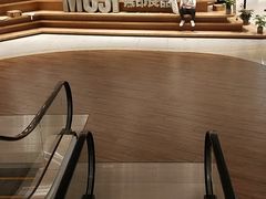 面包甜点陈列柜-七鲜超市(瑞虹天地太阳宫店)