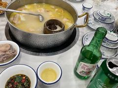 -朴小妹人参鸡汤火锅(长白山万达店)