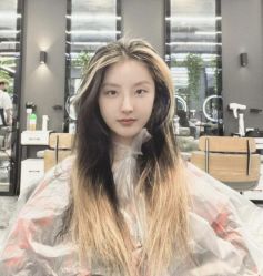 -藤野造型烫染·漂发