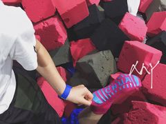 -嘿哟动霸CHUA·新潮玩运动娱乐中心·蹦床滑冰团建乐园
