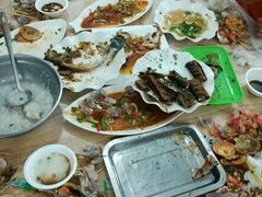 -覃记海鲜美食餐厅