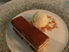 -圣丰索菲特·法国餐厅