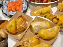 -金马门国际美食百汇(珞喻路店)