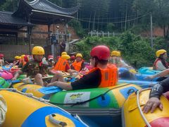 -浮盖山峡谷漂流