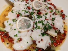 柠檬酸菜鱼-绿草地·湘菜(悦方ID mall店)