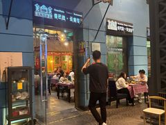 -香巴拉云南餐厅(华莱坞店)