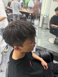 -藤野造型烫染·漂发