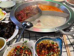 -山悦里 山野·鲜火锅(罗斯福广场店)