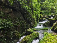 -龙水峡地缝景区