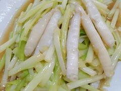 韭黄沙虫-万尾农贸市场