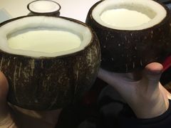 -志龙皇冠吃货椰子铺
