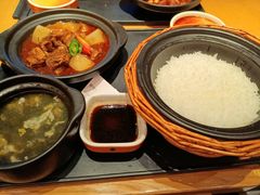 红烧牛腩饭-谷田稻香(佛罗伦萨店)