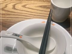 -爱碗亭·鲜炒湖南菜(壹城中心店)