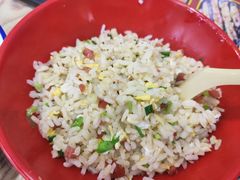 -江城燕子大排档(江汉路步行街店)