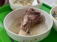 -周震馄饨