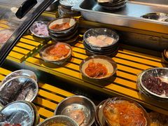 -尚品海鲜肥牛自助火锅(湖明店)