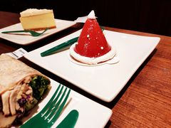 圣诞树抹茶奶酪流心蛋糕-星巴克臻选(广州沙面店)