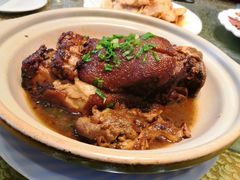 -老码头黑皮肘子锅包肉(文政街店)