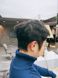 -变画·发型STUDIO