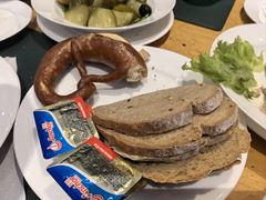 -兰特伯爵西餐厅·啤酒屋(方庄店)