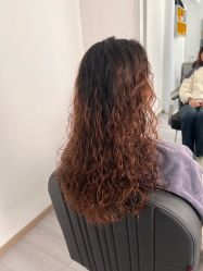 -LILI·HAIR SALON理理造型