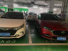 -虹桥天地-停车场