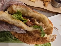 -必胜客(威高广场店)