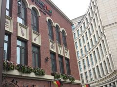 -鲁邦国际风情街(麦世达韩国精品百货店)