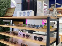 -诺柯视眼镜-蔡司依视路官方工厂店(淞南一店)