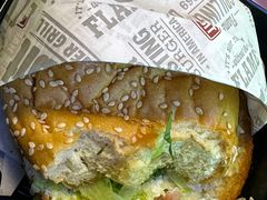 -The Habit Burger Grill 哈比特汉堡(复兴soho店)