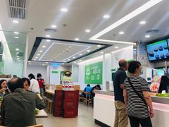 -老乡鸡(亳州路天庆大厦店)