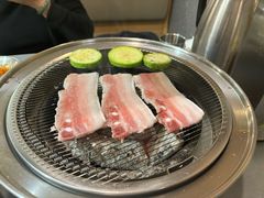 -围炉肉舍丹东海鲜烤肉·烤活鳗(步行街店)