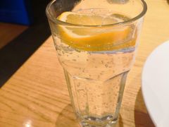 -菲滋意式餐厅(金华银泰城店)