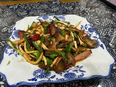 -记忆湘菜馆(芙蓉镇店)