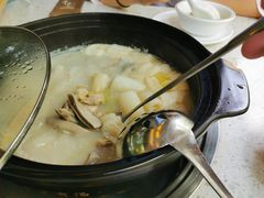 竹笙王猪肚鸡-顺德公广东猪肚鸡·煲仔饭(白石洲店)