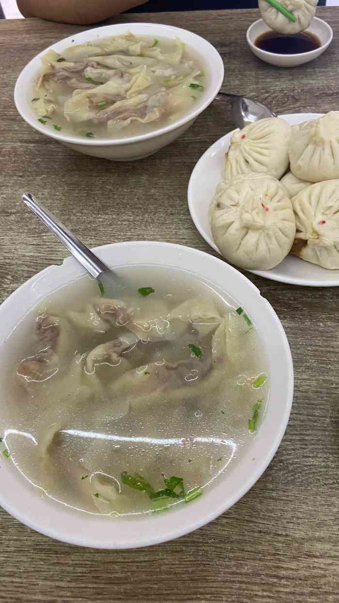 老幼乐包子铺(食品街店)-"~补一篇~早点吃包子,是个天津人绝对不会.