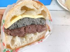 -沁屋面包店(人民东路店)
