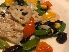 荷塘素炒-巴扎美食·新疆菜·西域歌舞表演餐厅(新疆大厦店)