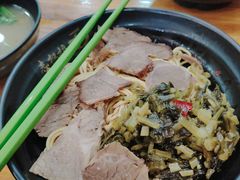 -志权牛肉面(灵山路店)