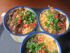 口缸豆腐花牛肉面-热火朝天鲜切牛肉火锅(南强街巷店)