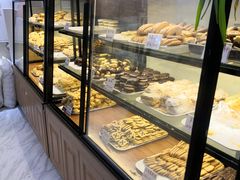 面包甜点陈列柜-起士林(荣安大街店)