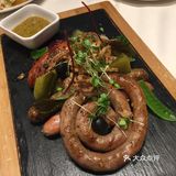 尤其是当初的汉堡。当然现在太原的好吃汉堡店还是蛮多的