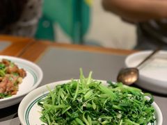 鸡毛菜-云海肴·汽锅鸡·云南菜(高德置地店)