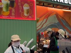 -星巴克(上海虹桥站2A检票口)