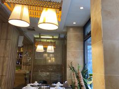 大堂-草家酱蟹炭火烤肉店(珲春南路一店)