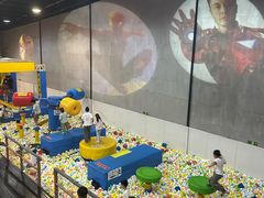 -极限Jump蹦床·新潮玩运动世界·室内乐园·团建·派对中心